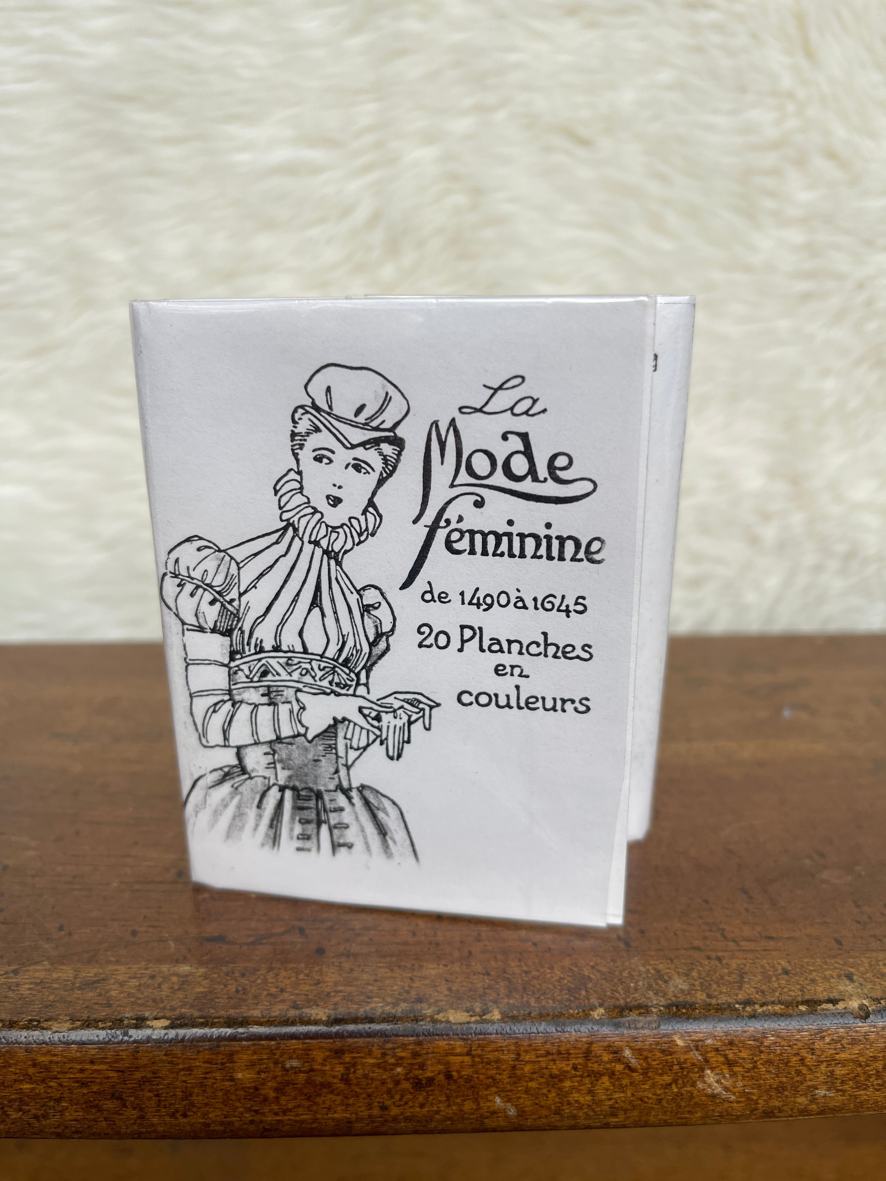 Vintage French Mini “La Mode Féminine de 1490 à 1645” Hand Colored Fashion 20 Plate Portfolio